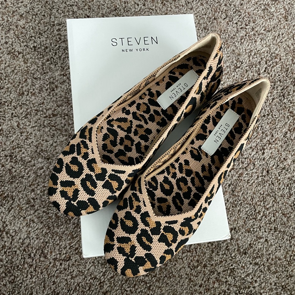 Brand New with Box Steven New York Brown Cheetah Flats